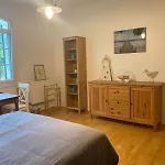 Au Coeur Des Acacias Bed & Breakfast Lauzun