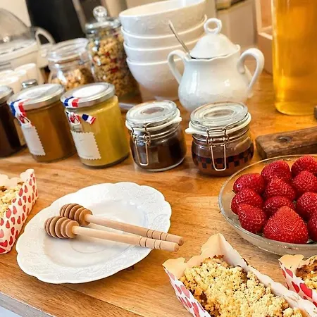 Bed and Breakfast Au Coeur Des Acacias